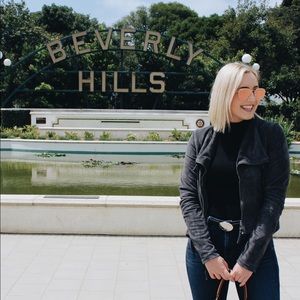 Meet your Posher, Juliette